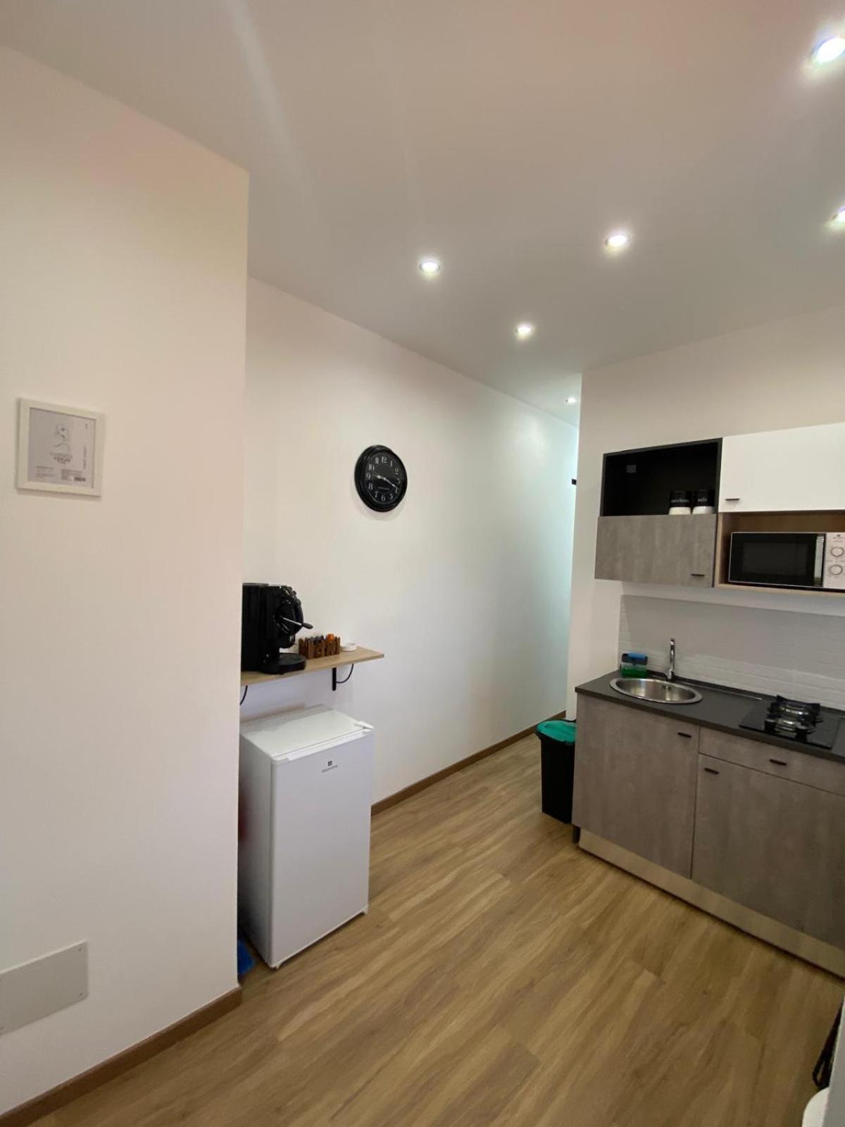 Apartamento Di Fronte Zisa Palermo Exterior foto